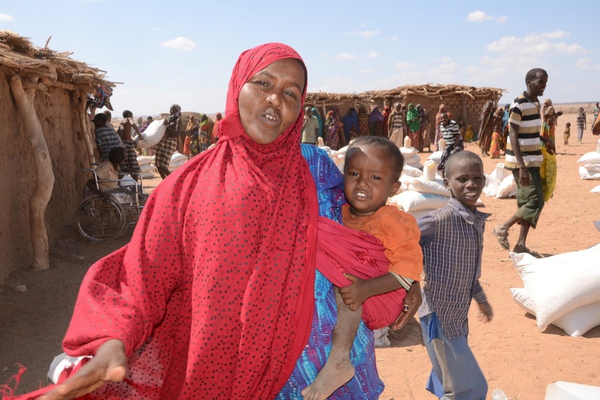 Lula Derar er en av kvinnene som mottar matvarehjelp etter tørke i Etiopia. WFP, regionen Somali. 