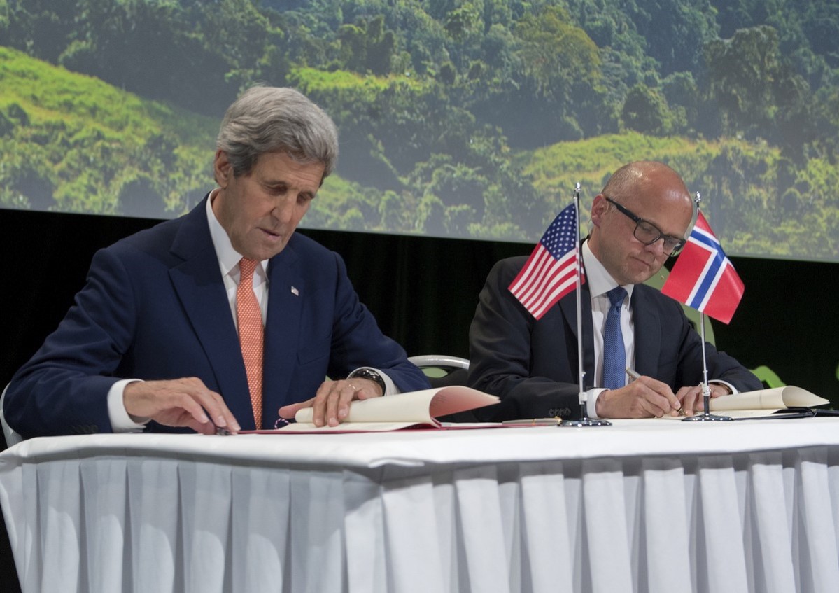 John Kerry og Vidar Helgesen