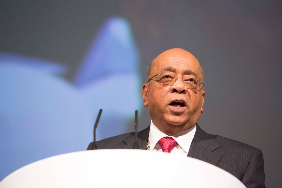 Mo Ibrahim på talerstolen