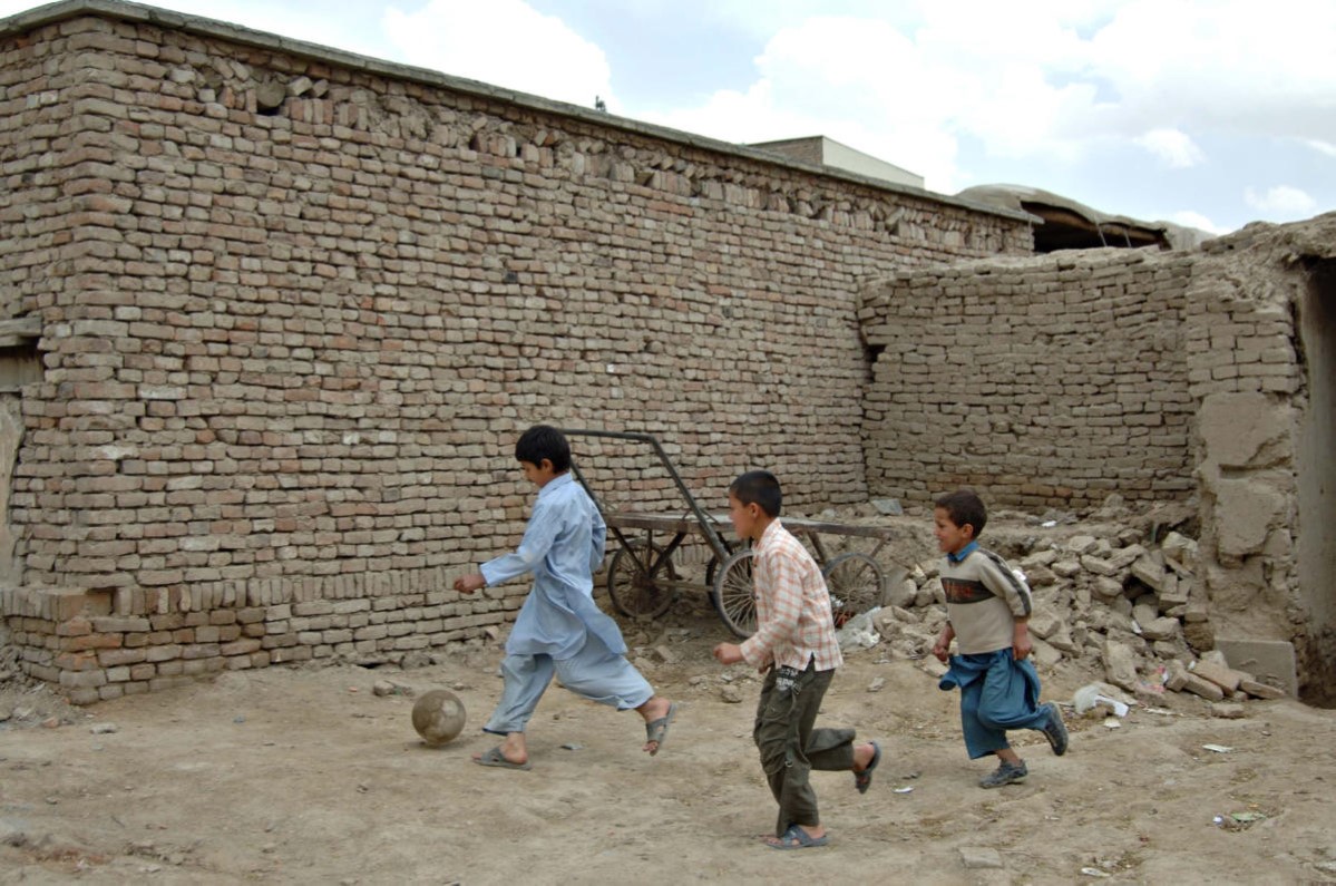 Copyright © fotograf                                      Afghanistan, Kabul, fotball, Konflikter, Kriger Krigføring, Bistand, Frivillige organisasjoner NGO'er, Kriger Krigf¿ring